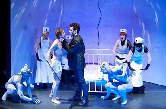 Dracula | Bayerische Theaterakademie | GP 28.01.2013